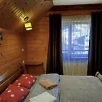 Деревянный коттедж Gorec Яремча