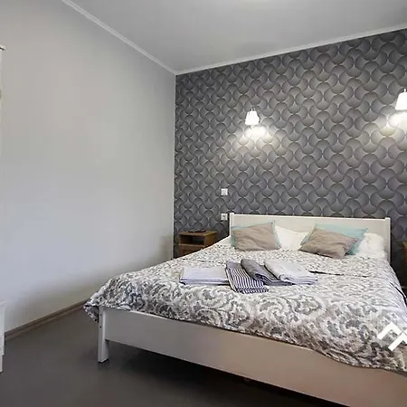 Gorec Деревянный коттедж *