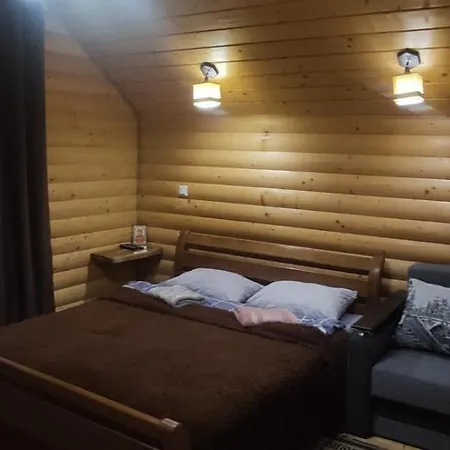 Деревянный коттедж Gorec Яремча