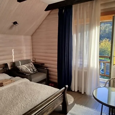 Gorec Деревянный коттедж