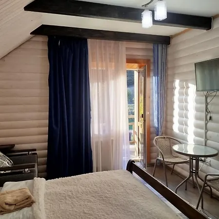 Gorec Деревянный коттедж *